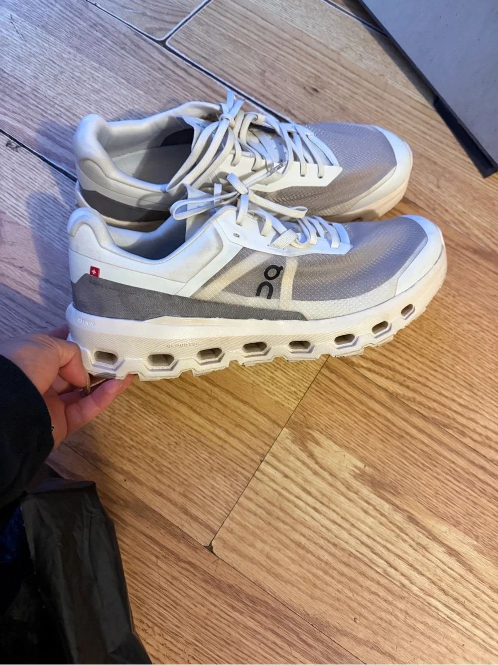 On Running Cloudvista 2 Men's Sneaker — cream/Desert Sz 11 - Picture 6 of 7